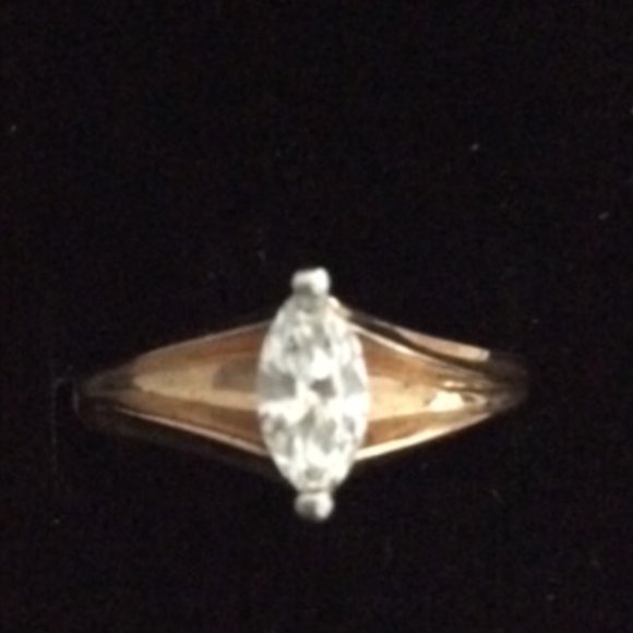 🌟HOST PICK 🌟 NWT STUNNING 14k GOLD & GENUINE DIAMOND RING UNWORN MSRP 2,950 - Picture 1 of 5